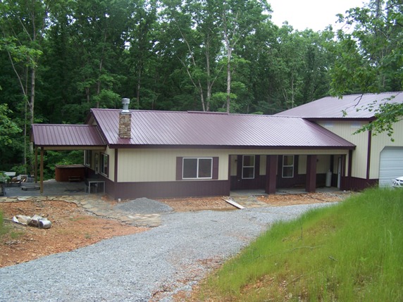 AMKO Steel Residential home construction in Arkansas, NW Arkansas, and the four state region. Metal buildings as houses. Visit us online. AMKO Buildings.